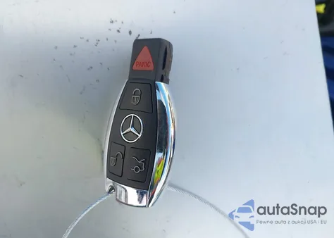 2010 Mercedes-Benz E 550 from USA, damaged, VIN WDDKJ7CB9AF011854